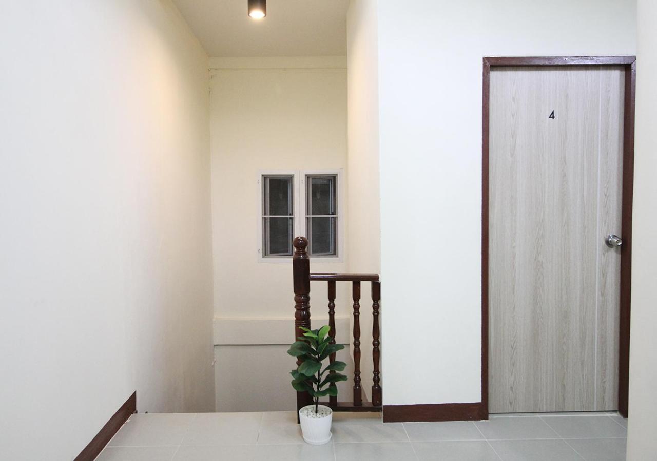 Chaiwat Hostel Bangkok Exterior foto