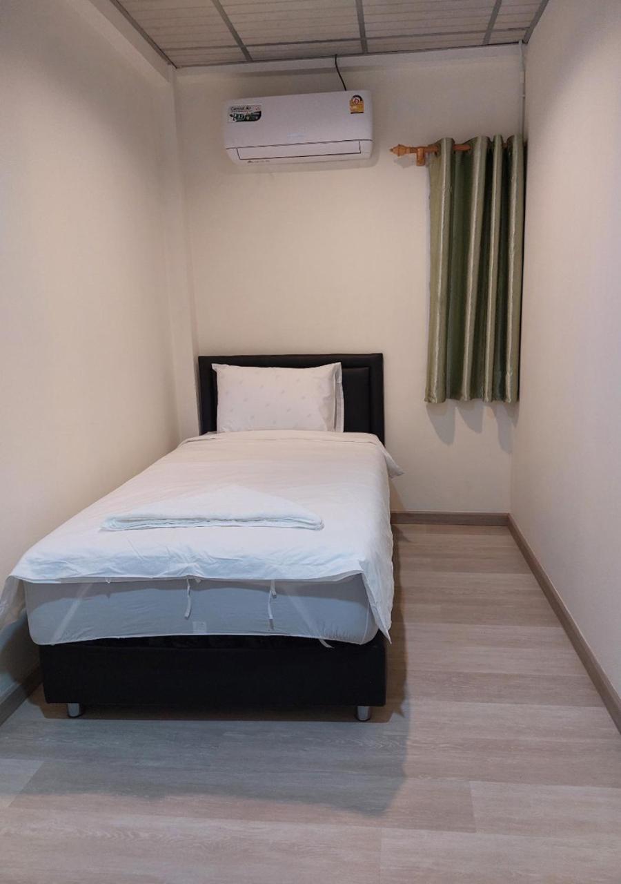 Chaiwat Hostel Bangkok Exterior foto